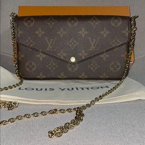 Louise Vuitton Felicie Pochette